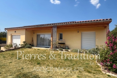 Maison à vendre à ST-SATURNIN-LÈS-APT  - 4 pièces - 130 m² 