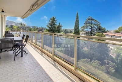 Appartement à vendre à CANNES Port Vauban - 4 pièces - 105 m² 