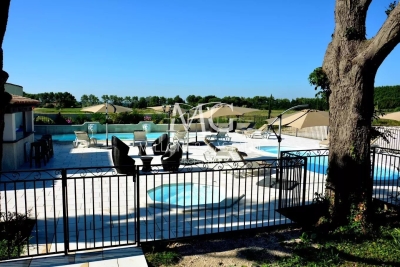 Commercial real estate for sale cottage 