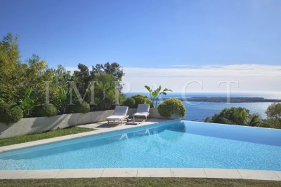 Maison à vendre à CANNES  - 6 pièces - 350 m² 