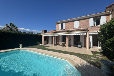 Maison &agrave; vendre &agrave; VILLENEUVE-LOUBET  - 5 pi&egrave;ces - 116 m&sup2; 