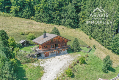 Maison à vendre à ST-JEAN-DE-SIXT  - 6 pièces - 185 m² 