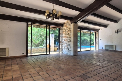 Maison à vendre à ST-CHRISTOL-DE-RODIERES  - 6 pièces - 150 m² 