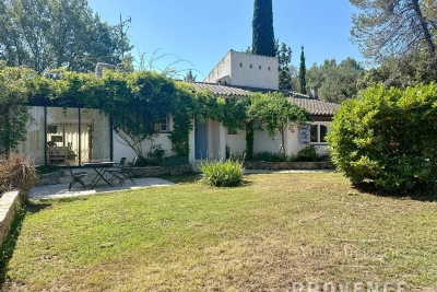 Maison &agrave; vendre pool lorgues 