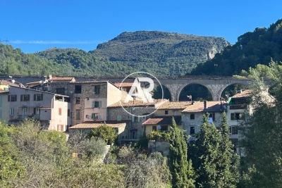 Commerce à vendre à L'ESCARENE  - 1 pièces - 78 m² 