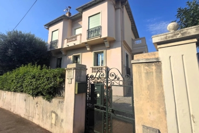 Appartement à vendre ex bain 