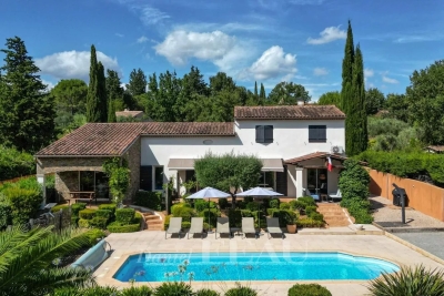 Maison à vendre au sol fayence 