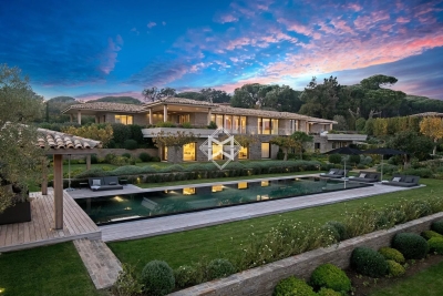 Villa à Saint-Tropez &agrave; louer à partir de 100 000 € / semaine, Photo 1