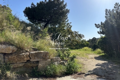 Building plot for sale in RAYOL-CANADEL-SUR-MER    