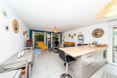 Appartement à vendre à LA COLLE-SUR-LOUP  - 3 pièces - 64 m² 