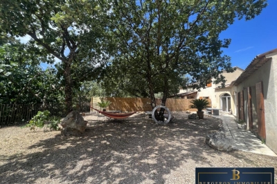 Maison à vendre à ST-CÉZAIRE-SUR-SIAGNE  - 4 pièces - 106 m² 