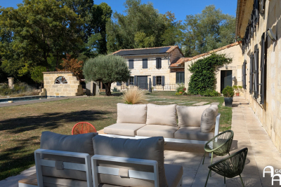 Maison à vendre à FRONSAC  - 13 pièces - 573 m² 