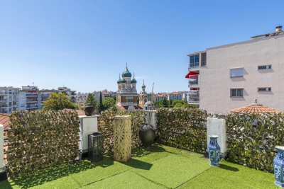 Maison à vendre à NICE Cyrnos - 5 pièces - 158 m² 