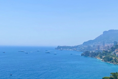 Appartement à vendre à ROQUEBRUNE-CAP-MARTIN  - 3 pièces - 81 m² 