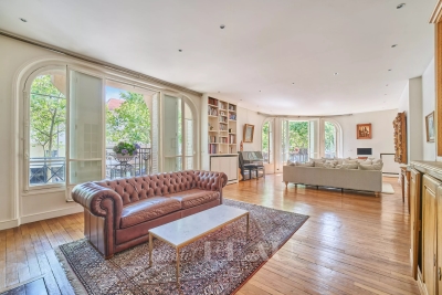 Appartement &agrave; vendre &agrave; PARIS 7EME Auteuil 1 - 6 pi&egrave;ces - 208 m&sup2; 