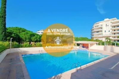 Appartement à vendre à FRÉJUS  - 1 pièces - 26 m² 