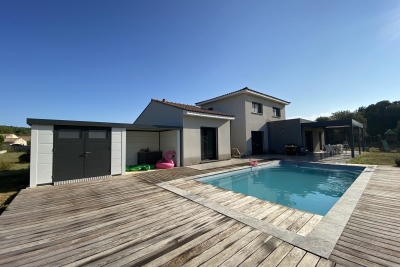 Maison à vendre à UZÈS  - 5 pièces - 150 m² 