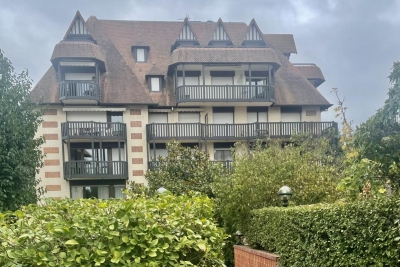 Appartement à vendre à DEAUVILLE  - 2 pièces - 43 m² 
