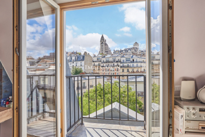Appartement à vendre à PARIS 18EME  - 3 pièces - 81 m² 