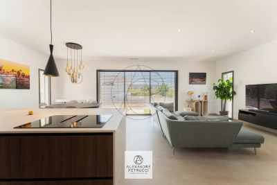 Maison à vendre à GIGNAC-LA-NERTHE Rousset - 4 pièces - 136 m² 