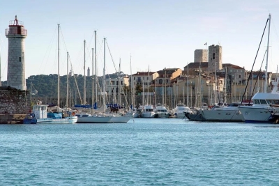 Commerce &agrave; vendre &agrave; ANTIBES  - 3 pi&egrave;ces - 57 m&sup2; 
