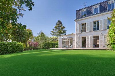 Maison &agrave; vendre &agrave; BOUGIVAL  - 10 pi&egrave;ces - 235 m&sup2; 