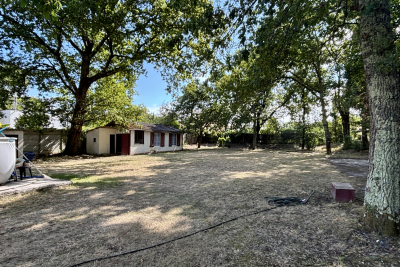 terrain à vendre à GUJAN-MESTRAS   - 1397 m² 