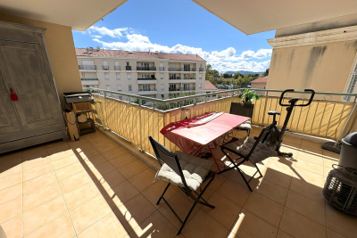 Appartement à vendre à TOULON  - 3 pièces - 61 m² 