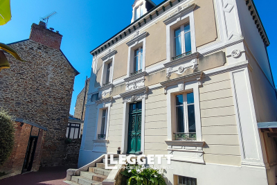 Maison à vendre à ST-MALO  - 10 pièces - 210 m² 