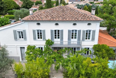 Maison à vendre à TRANS-EN-PROVENCE  - 10 pièces - 250 m² 
