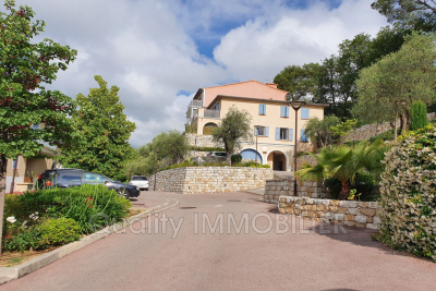 Appartement à vendre rdj sophia antipolis
