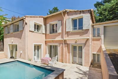 Maison à vendre à AIX-EN-PROVENCE  - 5 pièces - 148 m² 