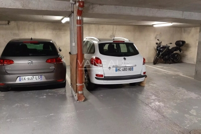 Parking/Garage à louer à PARIS 15EME Necker  - 12 m² 