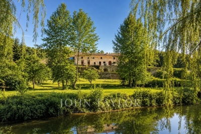 Maison &agrave; vendre &agrave; CREON  - 9 pi&egrave;ces - 370 m&sup2; 
