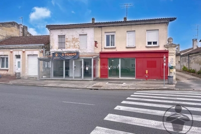 Bien à vendre à COUTRAS  - 10 pièces - 833 m² 
