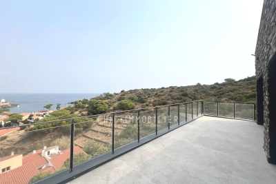 Maison à vendre à PORT VENDRES Moulin à Vent - 4 pièces - 210 m² 