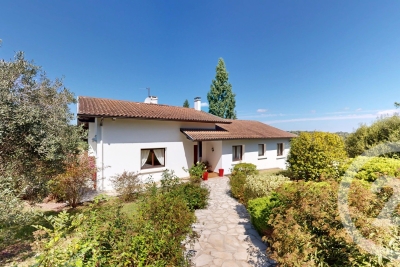 Maison à vendre à BASSUSSARRY  - 6 pièces - 152 m² 