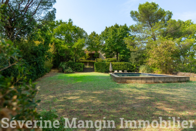 Maison à vendre belle vue piscine gard 