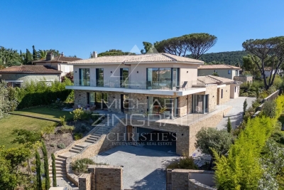 Villa à Saint-Tropez &agrave; louer à partir de 38 500 € / semaine, Photo 1