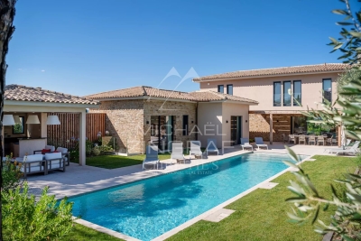 Villa à Saint-Tropez &agrave; louer à partir de 38 500 € / semaine, Photo 3