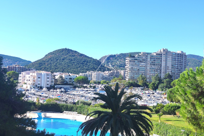 Apartment for sale in MANDELIEU-LA-NAPOULE  - 5 rooms - 101 m&sup2; 