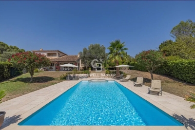 Maison à vendre à MOUGINS  - 6 pièces - 186 m² 