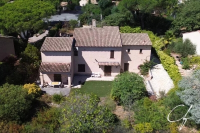 Maison à vendre appartement t3 brigitte