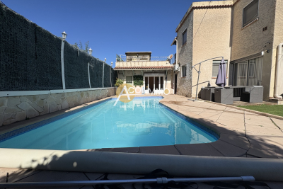 Maison à vendre à TOULON  - 4 pièces - 130 m² 