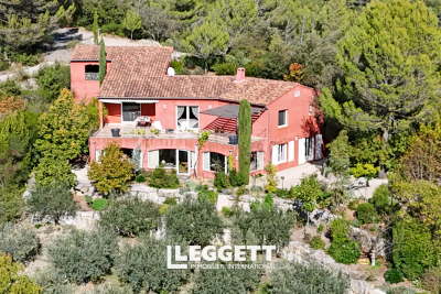 Maison à vendre à AUBRES  - 6 pièces - 202 m² 