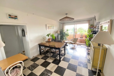 Appartement à vendre à HYÈRES  - 4 pièces - 91 m² 