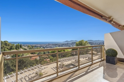 Appartement à vendre piscine vue panoramique mer cannes 