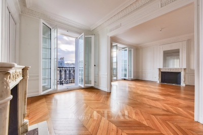 Appartement &agrave; louer &agrave; PARIS 17EME Belleville - 7 pi&egrave;ces - 216 m&sup2; 