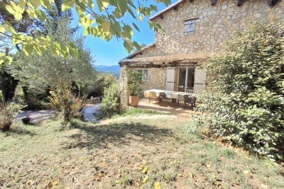 Maison &agrave; vendre &agrave; ST-AMBROIX  - 8 pi&egrave;ces - 155 m&sup2; 