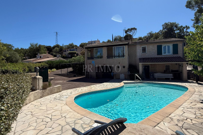 Maison à vendre à TARADEAU  - 5 pièces - 120 m² 